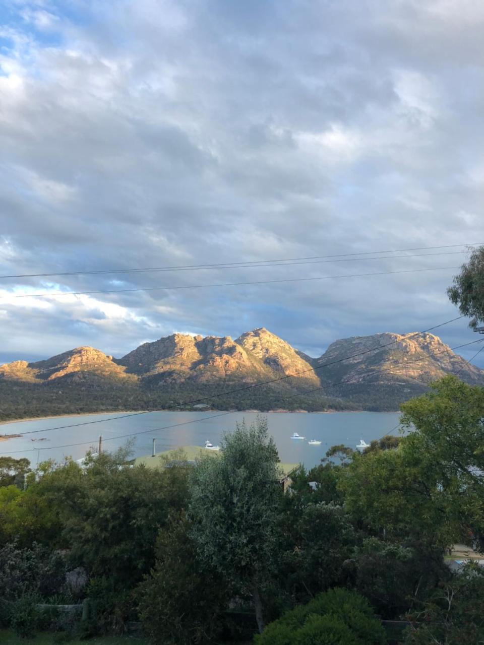 Freycinet Beach House كولز باي المظهر الخارجي الصورة