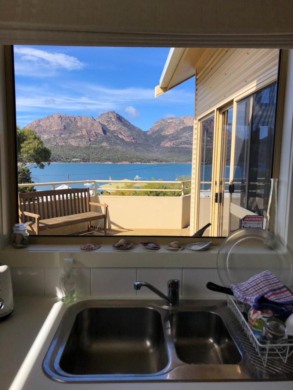 Freycinet Beach House كولز باي المظهر الخارجي الصورة